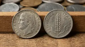 Due monete da 10 lire italiane con la spiga mostrate su una superficie in legno